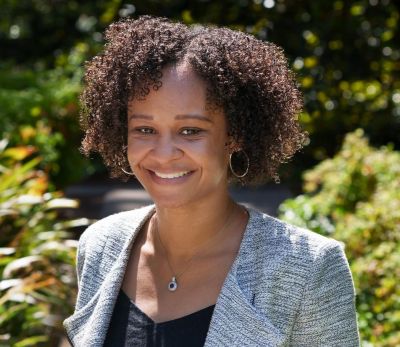 Dr. Tracie Canada